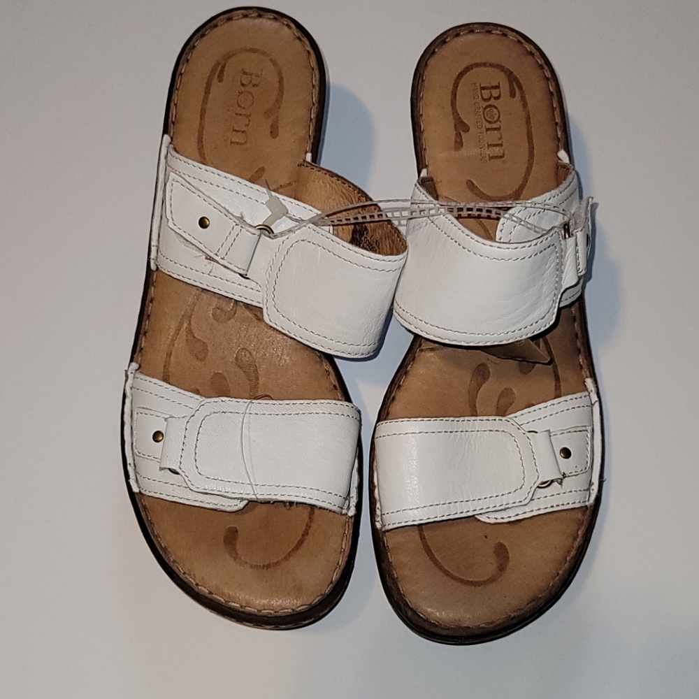 NEW Born Slip On Adjustable Wedge Sandal White 10